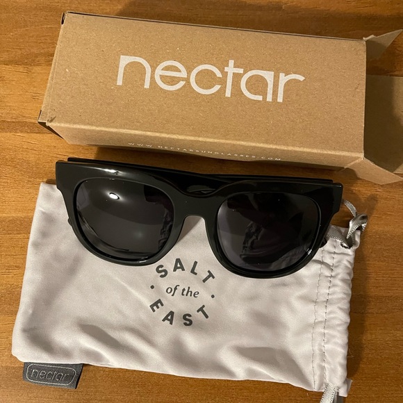 Nectar Black Frame Sunglasses - Picture 4 of 10